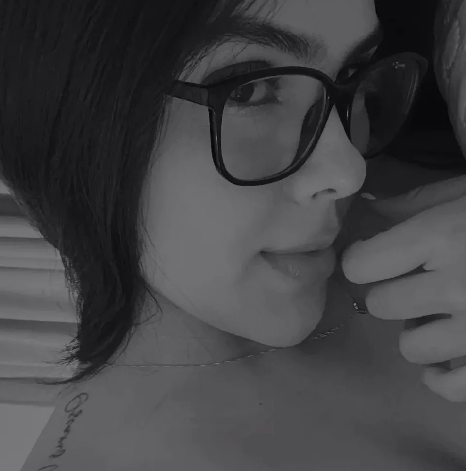Linda, 23